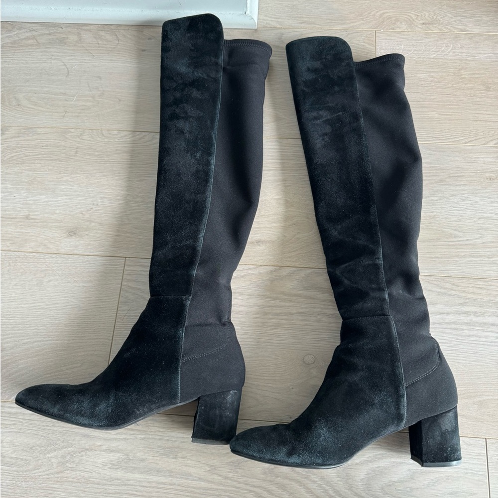 7.5 Stuart Whitman high knee boots in black